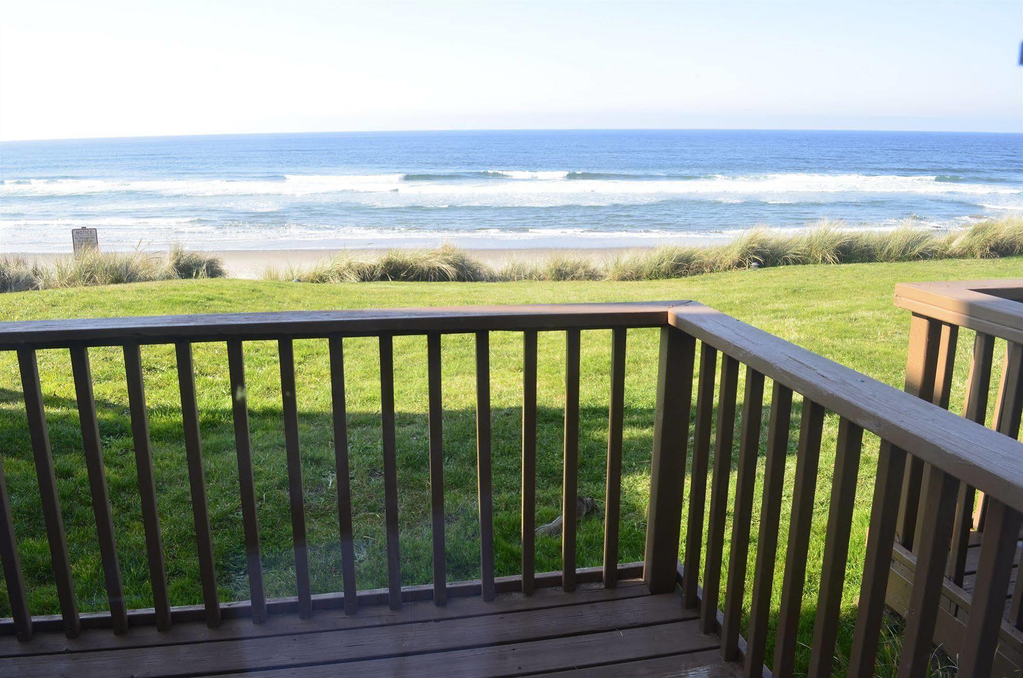 Sailor Jack Oceanfront Motel Lincoln City Exterior foto